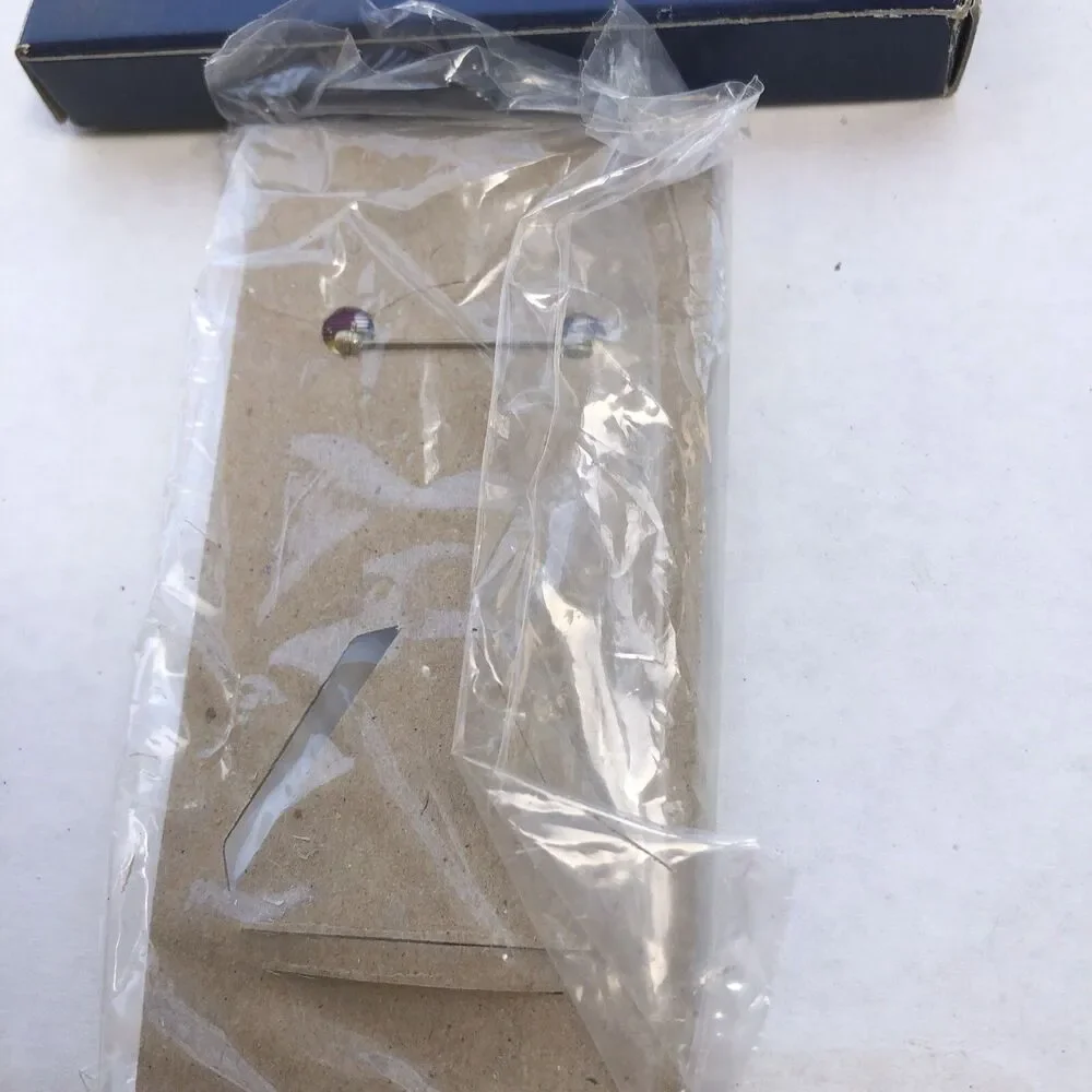 Vintage 1993 US Military Humanitarian Service Medal Full Size With Original Box